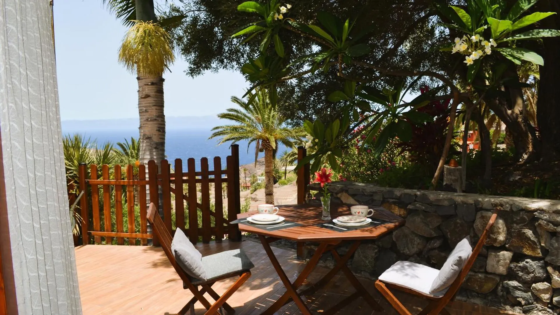Cabana Los Palmeros, Vista Al Mar Y La Montana Alojera Ferienhaus